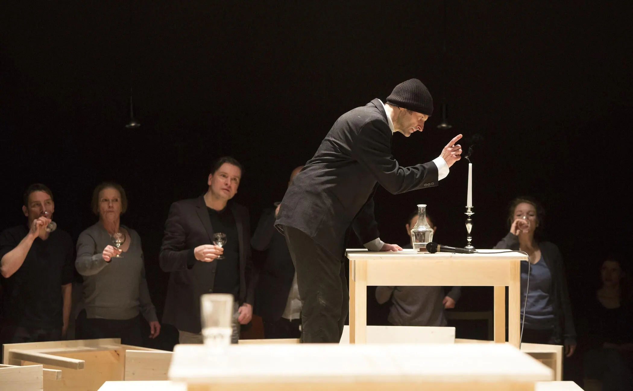 Kaspar – Berliner Ensemble 2015, Szenenfoto 9 von 12