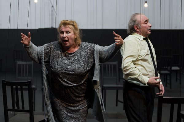 Eugène Ionesco DIE STÜHLE | Berliner Ensemble