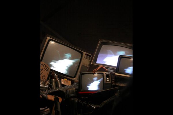 EVERYTHING IS OK | BATS Theatre Wellington, Neuseeland