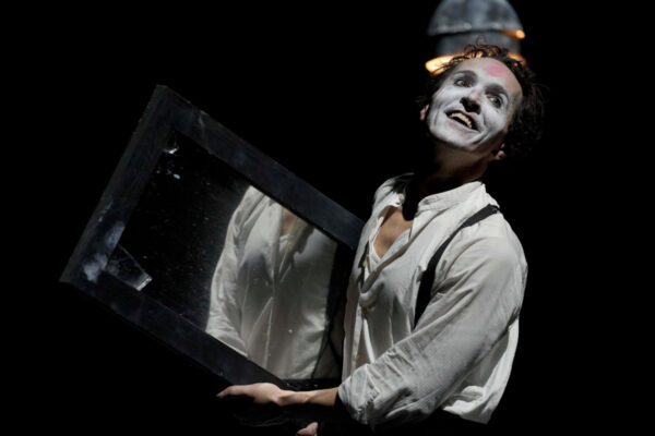 Eugène Ionesco DIE NASHÖRNER | Stadttheater Ingolstadt