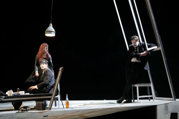 Eugène Ionesco DIE NASHÖRNER | Stadttheater Ingolstadt