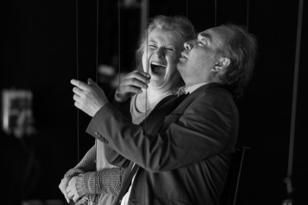 Eugène Ionesco DIE STÜHLE | Berliner Ensemble