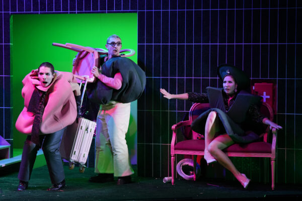 Peter Shaffer | KOMÖDIE IM DUNKELN | Hessisches Staatstheater Wiesbaden