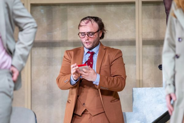 Heinrich von Kleist | DER ZERBROCHNE KRUG | Stadttheater Fürth | 2026